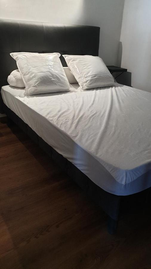 Les Vagues Au Balcon Apartment Емпуриабрава Екстериор снимка