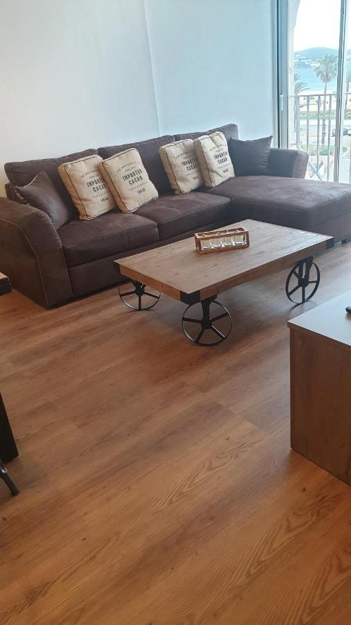 Les Vagues Au Balcon Apartment Емпуриабрава Екстериор снимка