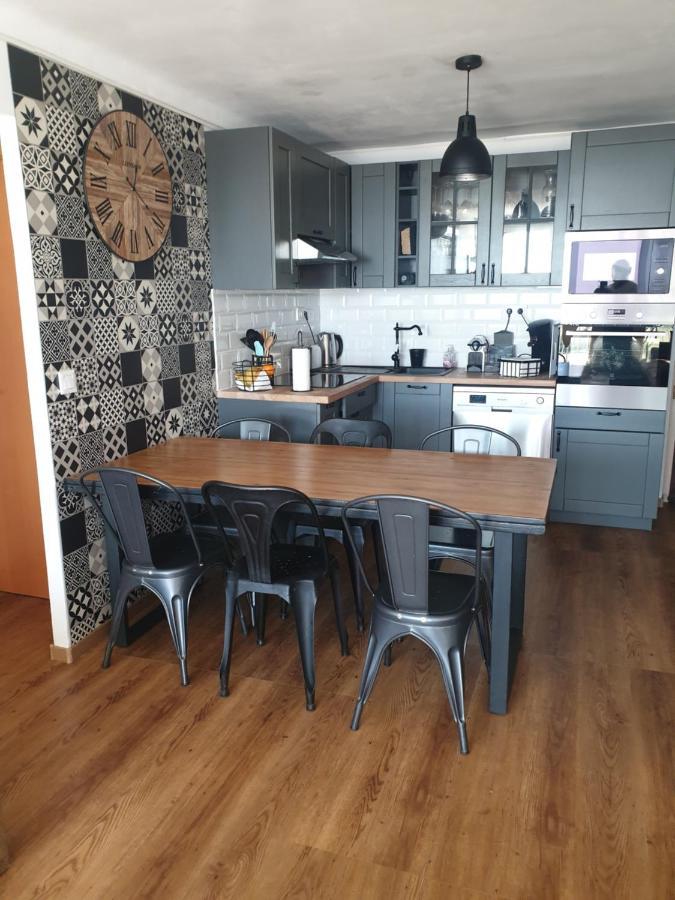 Les Vagues Au Balcon Apartment Емпуриабрава Екстериор снимка