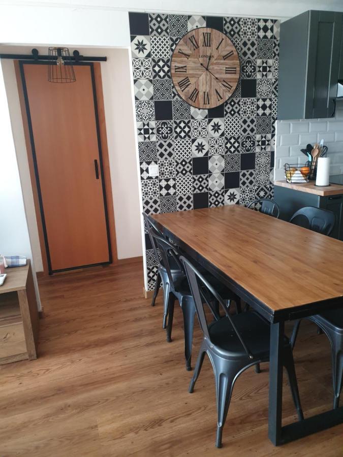 Les Vagues Au Balcon Apartment Емпуриабрава Екстериор снимка